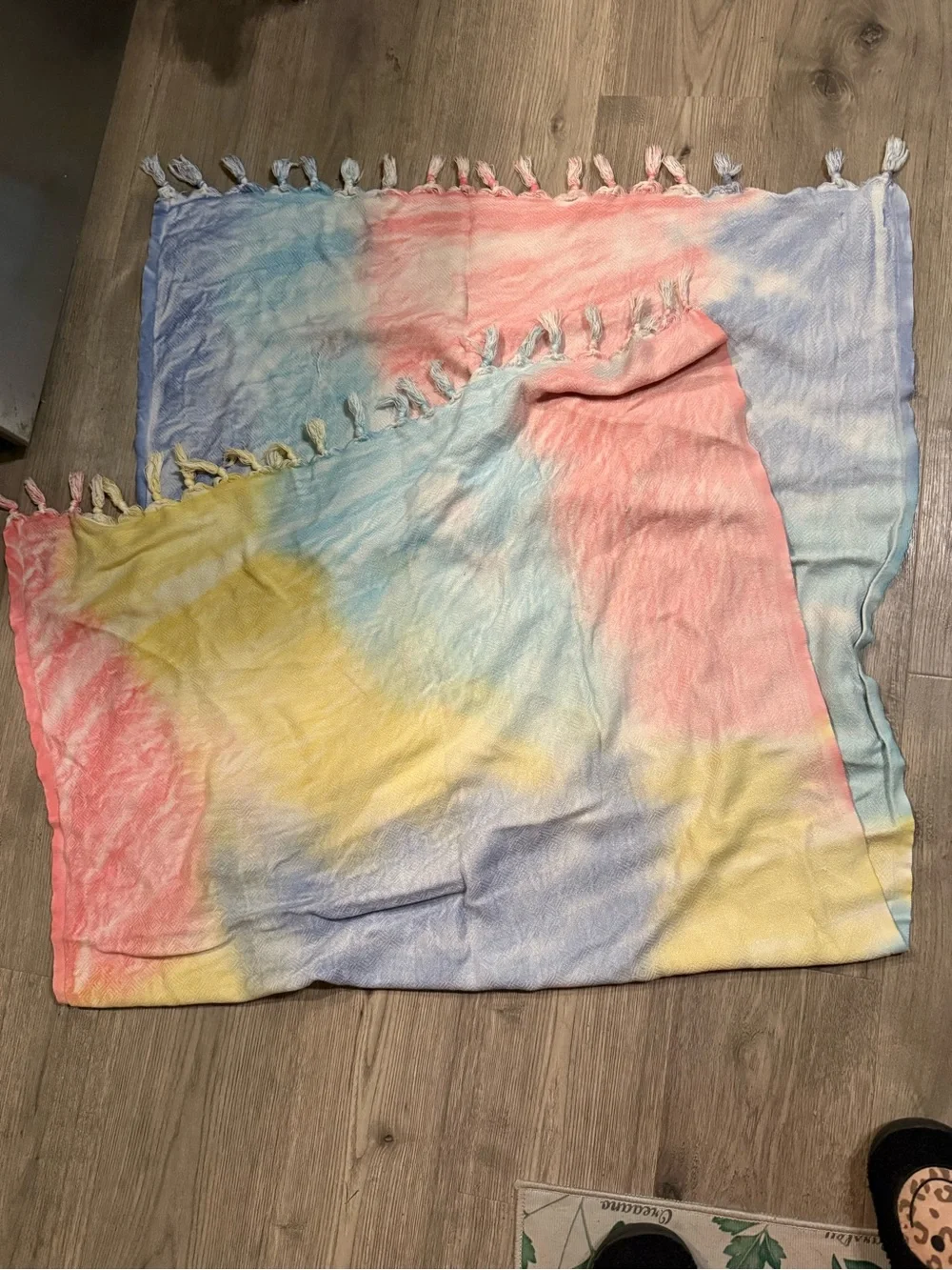 Pastel Tie-Dye Tassel Throw Blanket